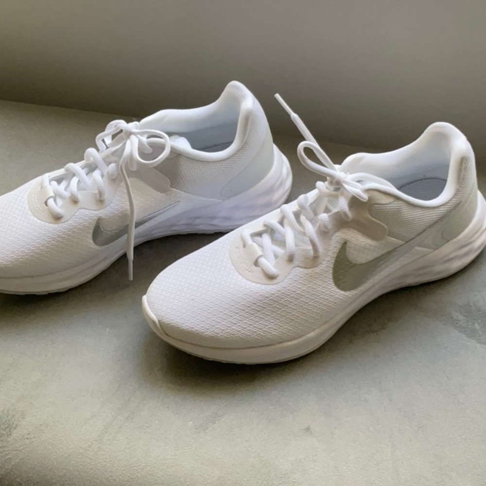 Nike Revolution 6
Women's Road Running Shoes - Picture 4 of 5